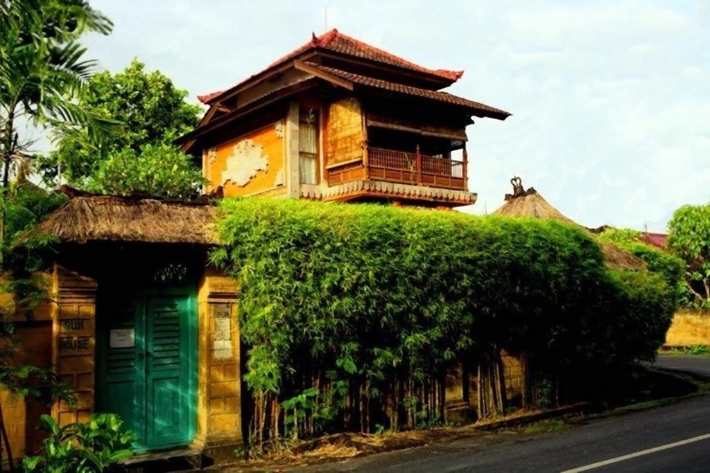 Sunhouse Guesthouse Sanur Exterior foto